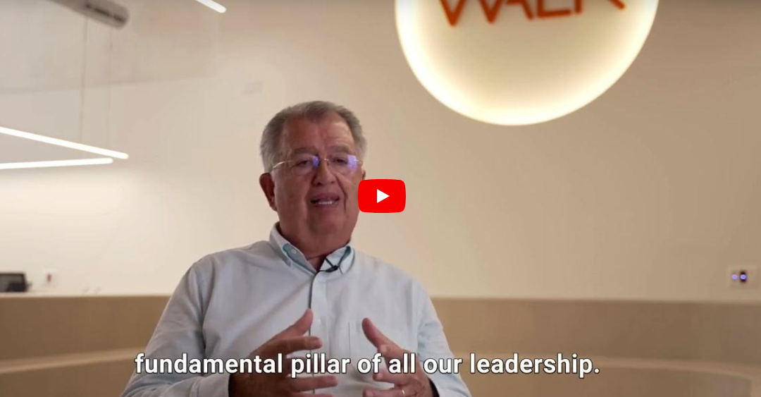 Leadership is a conversation // Juan Rovira